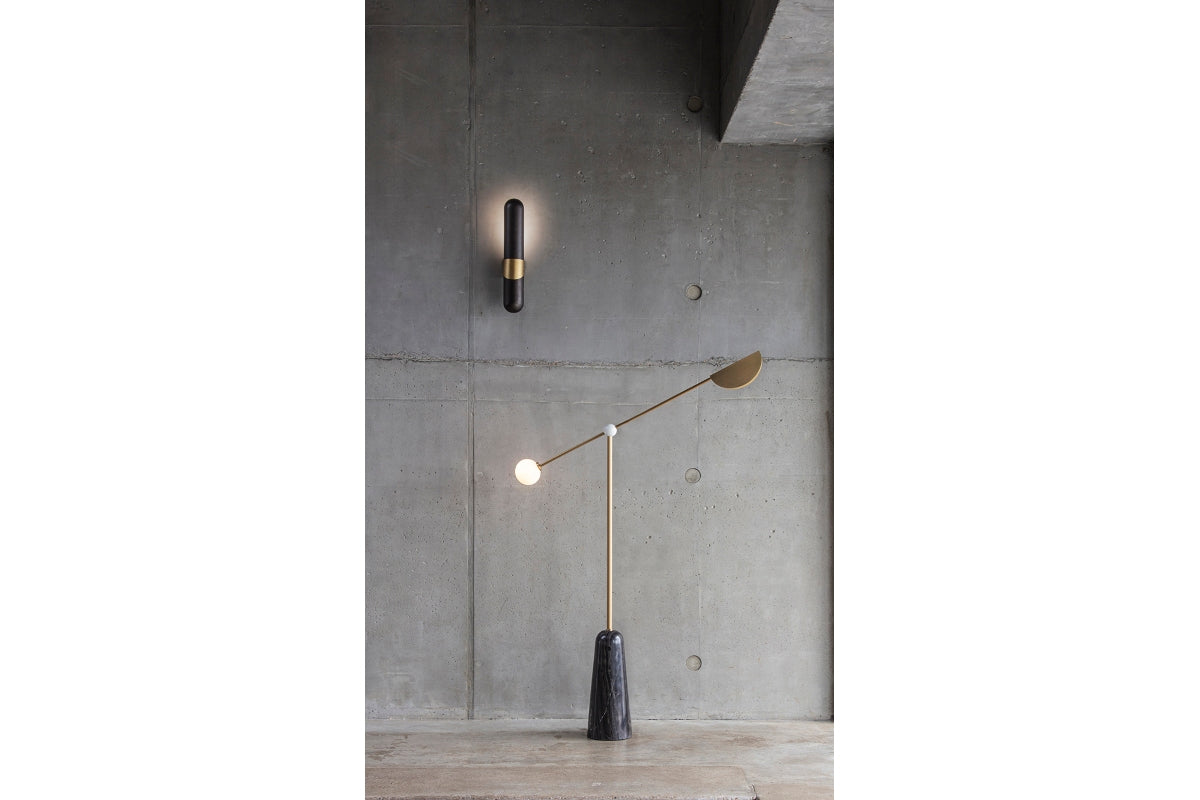 Balance Floor Lamp (Black)