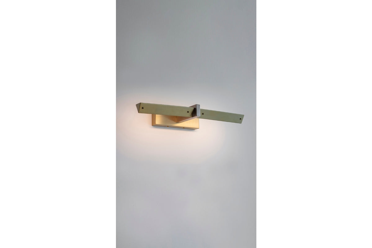 Three Edges Wall Sconce