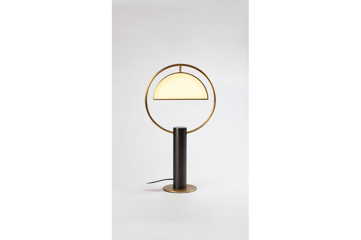 Half in Circle Table Lamp