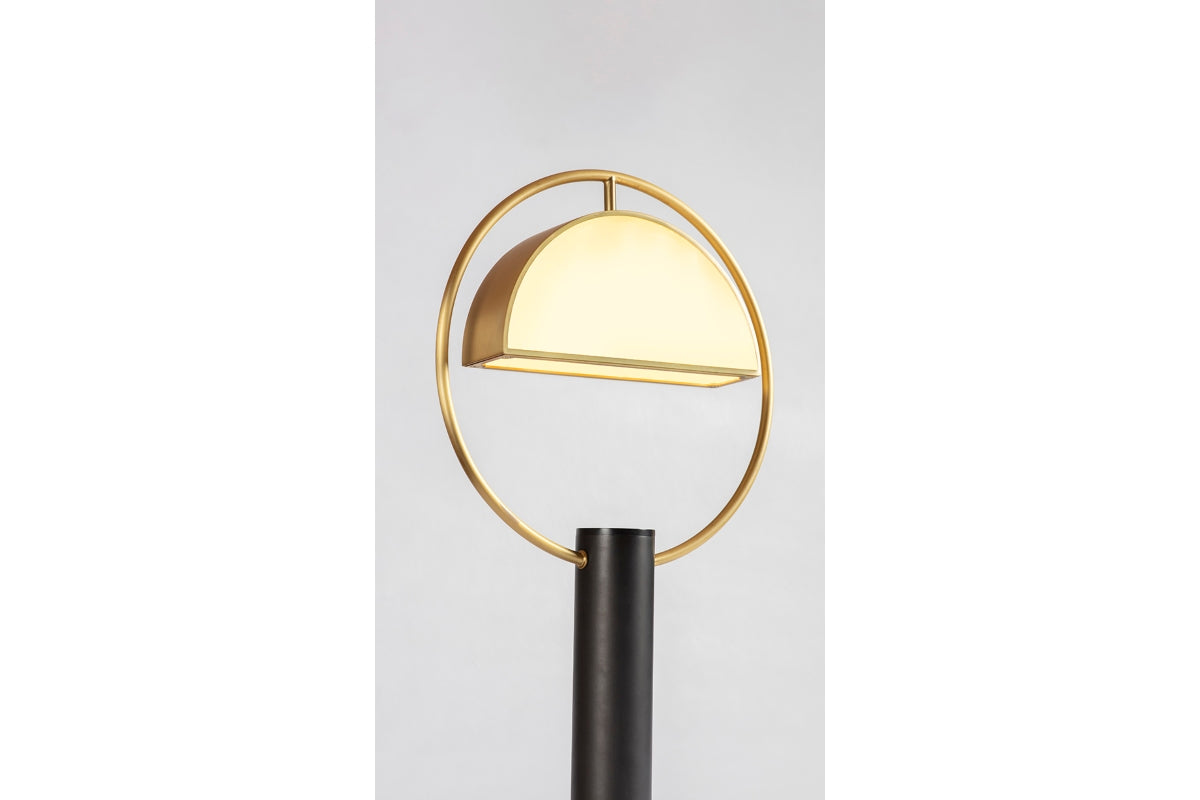 Half in Circle Table Lamp