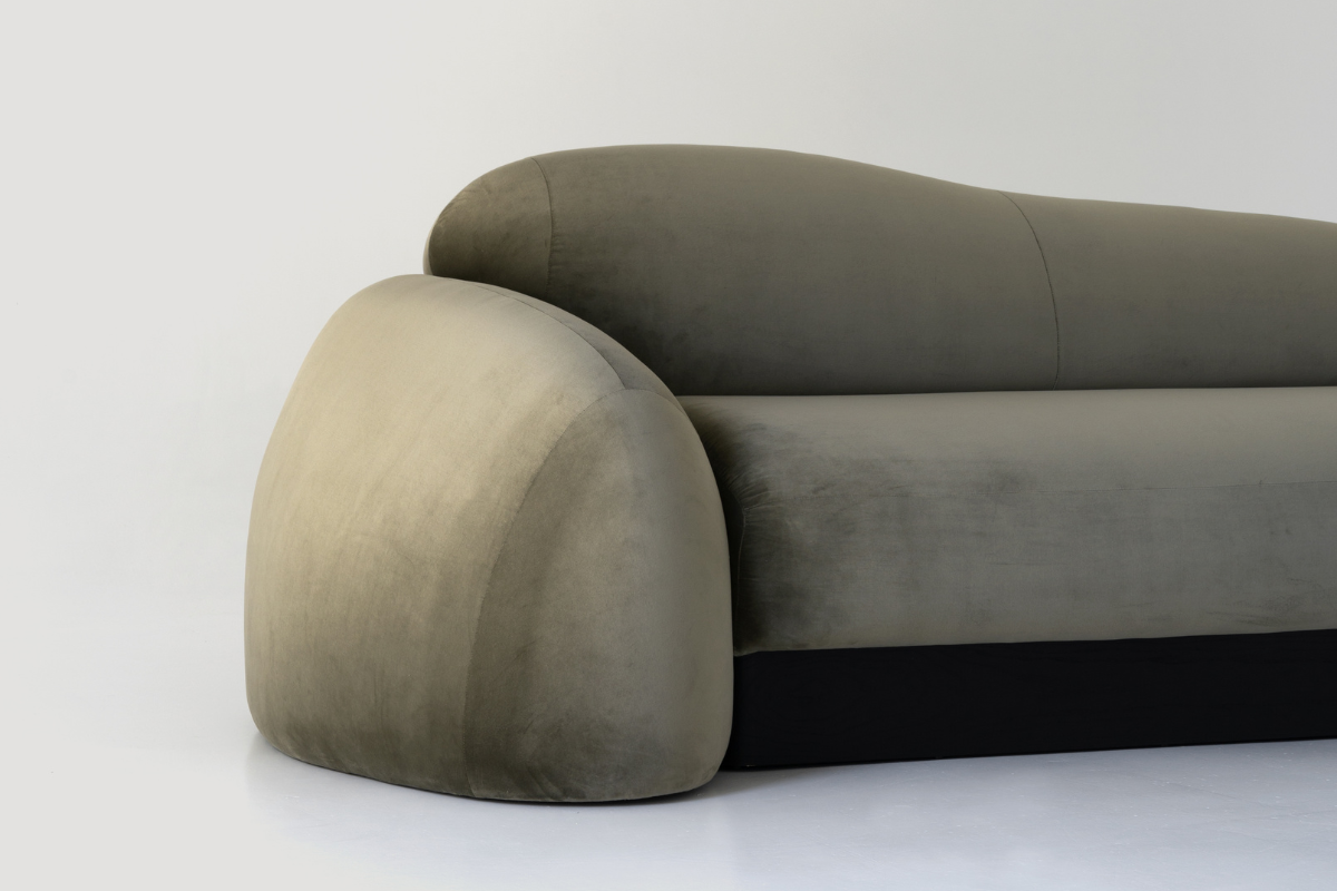 Plyn Sofa