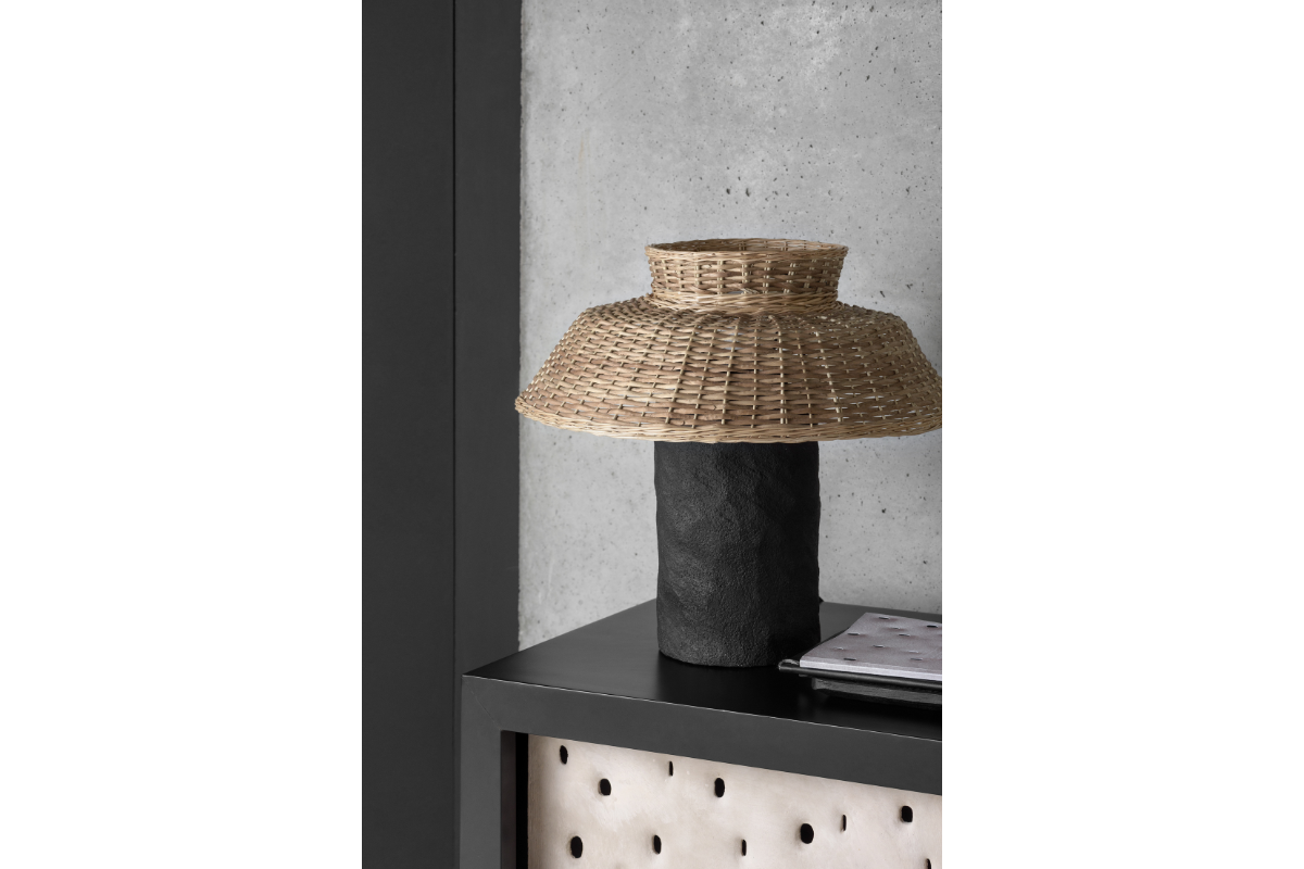 Strikha Table Lamp