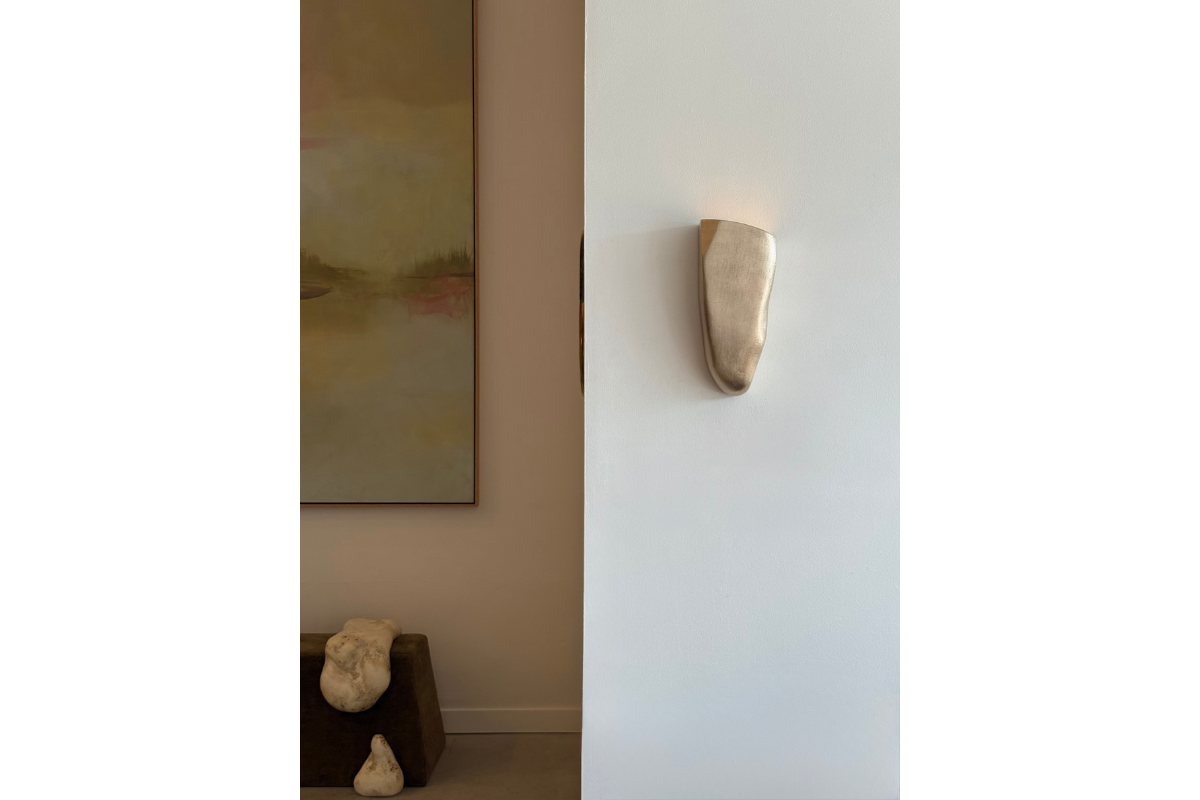 Elara Wall Sconce (Bronze)