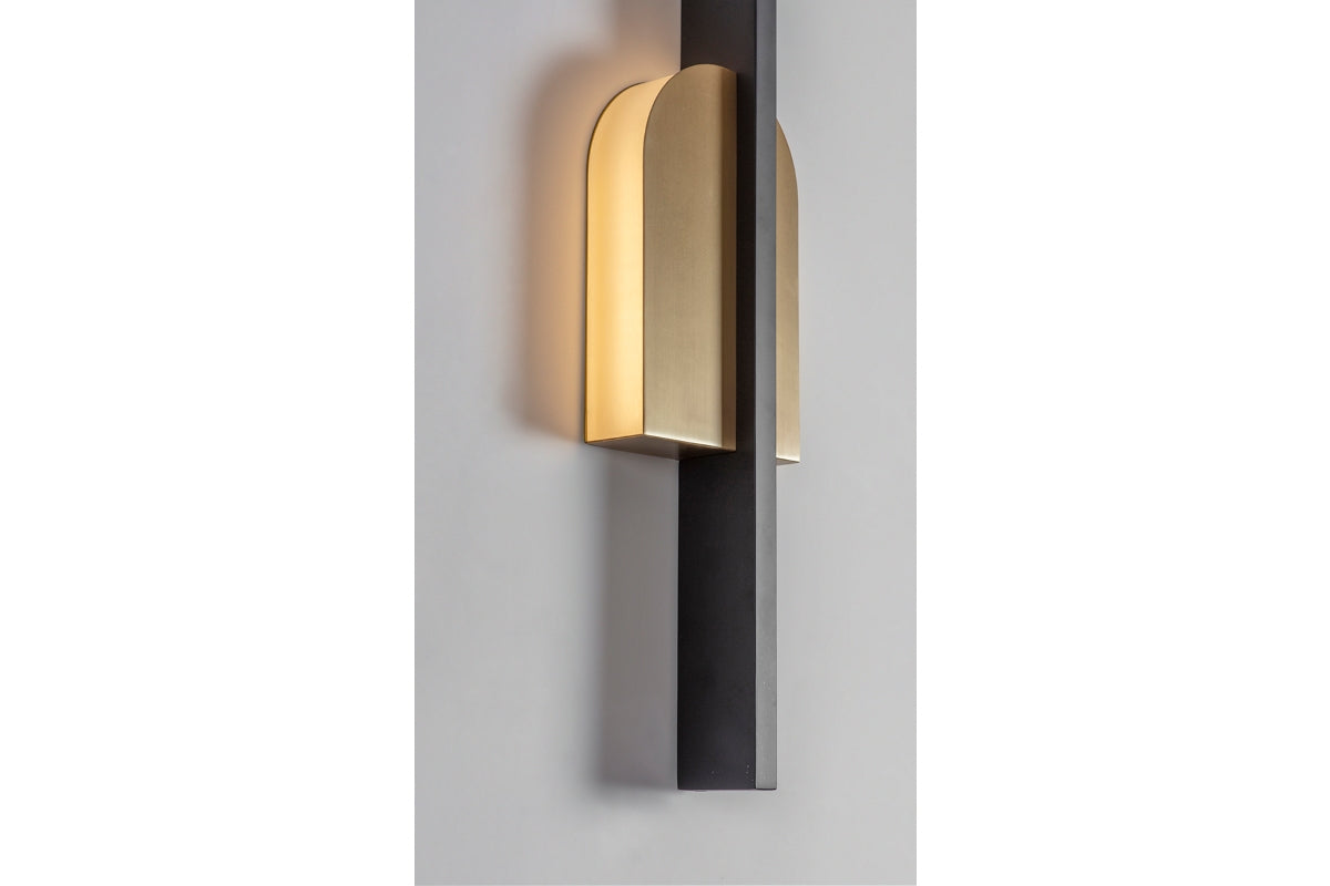 Single Wall Sconce